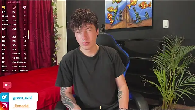 Snapshot of Green_acid01 chatting on November 25, 2025, 6:19 pm Green acid01 online show from November 25, 2025, 6:19 pm