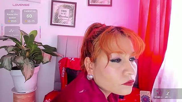 Snapshot of Victoria_Caruso chatting on March 8, 2025, 8:25 pm Victoria Caruso online show from March 8, 2025, 8:25 pm