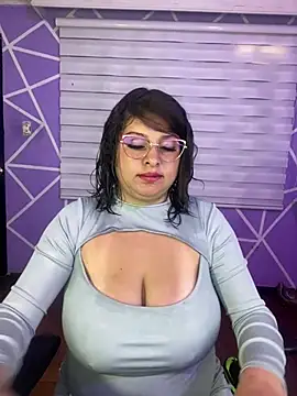 MiiaaJoness online show from July 23, 2026, 4:25 pm