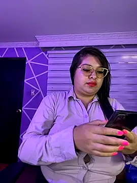 Snapshot of MiiaaJoness chatting on October 3, 2025, 3:02 pm MiiaaJoness online show from October 3, 2025, 3:02 pm