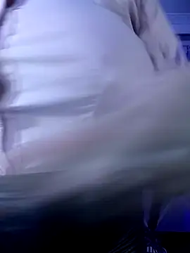 Snapshot of MiiaaJoness chatting on March 19, 2025, 6:01 pm MiiaaJoness online show from March 19, 2025, 6:01 pm