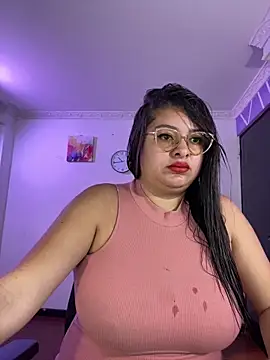 Snapshot of MiiaaJoness chatting on December 18, 2025, 3:27 pm MiiaaJoness online show from December 18, 2025, 3:27 pm