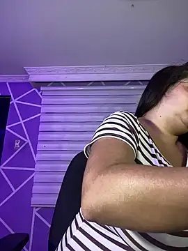 Snapshot of MiiaaJoness chatting on March 20, 2025, 2:53 pm MiiaaJoness online show from March 20, 2025, 2:53 pm