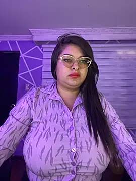 Snapshot of MiiaaJoness chatting on September 29, 2025, 3:06 pm MiiaaJoness online show from September 29, 2025, 3:06 pm