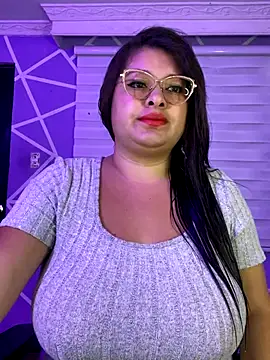 Snapshot of MiiaaJoness chatting on September 11, 2025, 2:50 pm MiiaaJoness online show from September 11, 2025, 2:50 pm