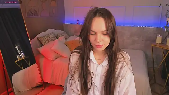 ChloeSunny online show from April 14, 2026, 9:09 pm