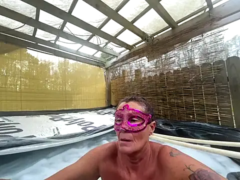 prainxxx22 online show from November 30, 2025, 8:42 pm