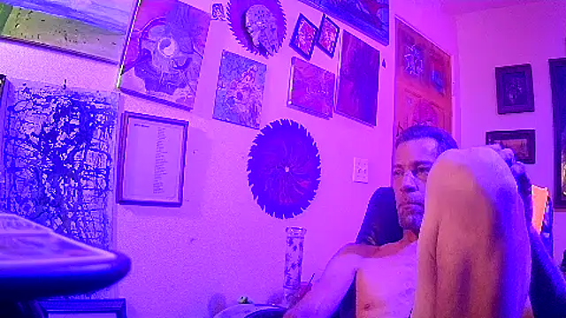 druetrue online show from October 2, 2025, 6:06 am