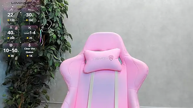 Donna Evans online show from March 20, 2025, 3:13 am