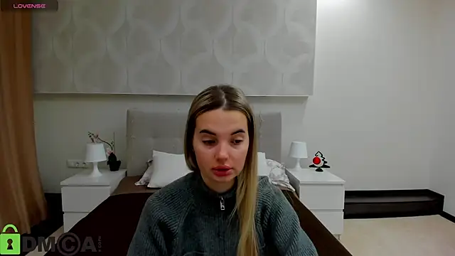 Donna Evans online show from January 7, 2026, 11:54 pm