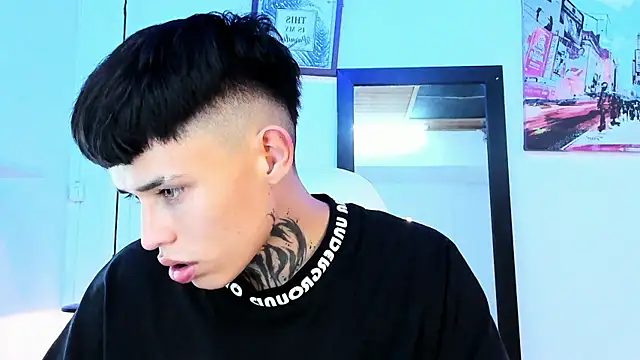  justinmoon2 online show from January 18, 2025, 10:49 pm