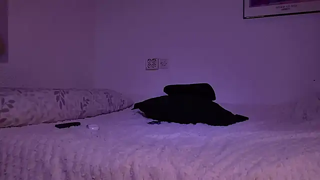 mrj99219 online show from January 8, 2026, 8:31 am