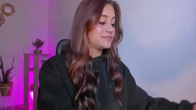 Snapshot of aliss_ev chatting on January 20, 2025, 6:21 pm aliss ev online show from January 20, 2025, 6:21 pm