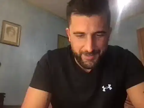 Snapshot of alex877x chatting on January 15, 2025, 2:35 pm alex877x online show from January 15, 2025, 2:35 pm