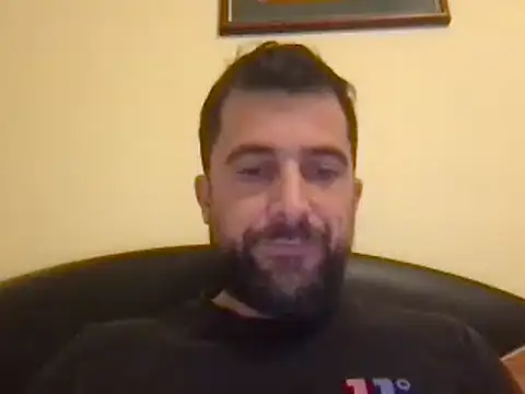 Snapshot of alex877x chatting on January 27, 2025, 9:02 am alex877x online show from January 27, 2025, 9:02 am