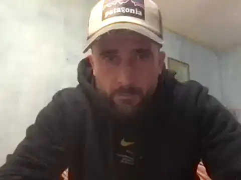 Snapshot of alex877x chatting on January 14, 2025, 5:12 pm alex877x online show from January 14, 2025, 5:12 pm