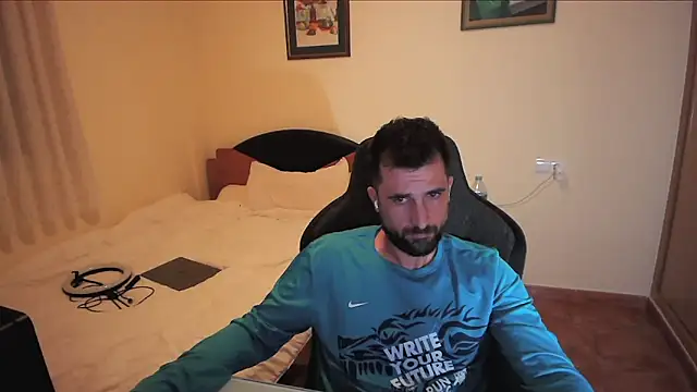 Snapshot of alex877x chatting on March 20, 2025, 11:34 pm alex877x online show from March 20, 2025, 11:34 pm