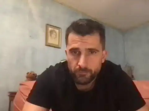 Snapshot of alex877x chatting on January 13, 2025, 8:48 pm alex877x online show from January 13, 2025, 8:48 pm