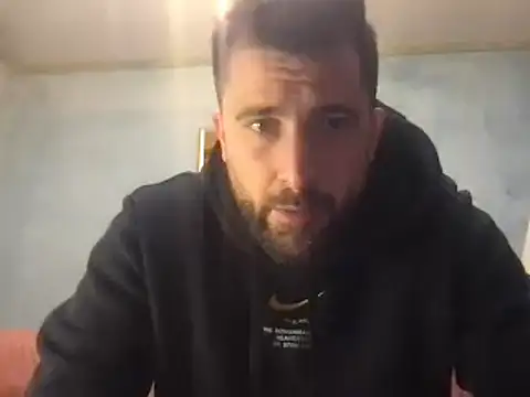 Snapshot of alex877x chatting on January 16, 2025, 8:22 am alex877x online show from January 16, 2025, 8:22 am