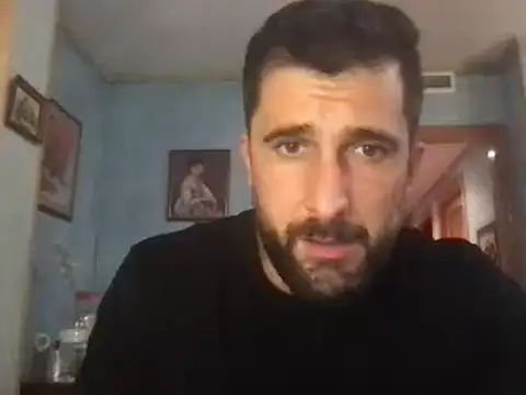 Snapshot of alex877x chatting on January 25, 2025, 2:14 pm alex877x online show from January 25, 2025, 2:14 pm