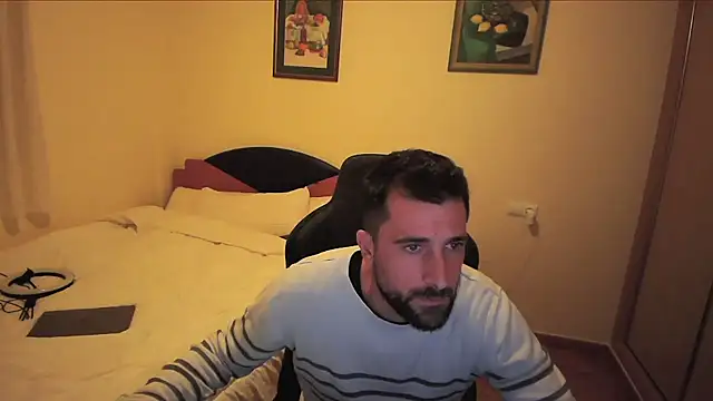 Snapshot of alex877x chatting on March 21, 2025, 7:35 pm alex877x online show from March 21, 2025, 7:35 pm