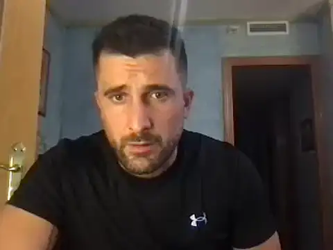 Snapshot of alex877x chatting on January 29, 2025, 6:39 pm alex877x online show from January 29, 2025, 6:39 pm