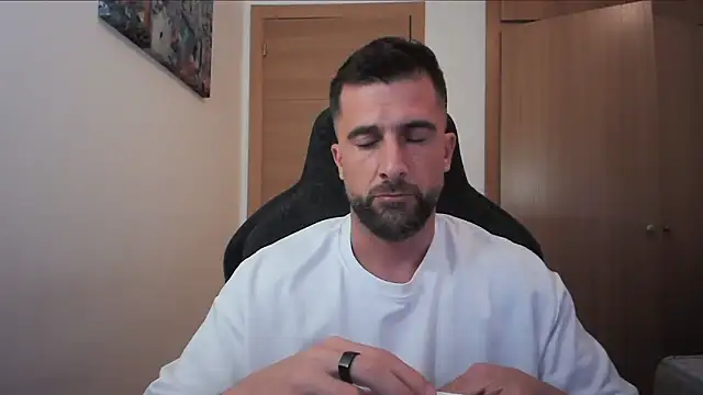 Snapshot of alex877x chatting on September 27, 2025, 6:36 pm alex877x online show from September 27, 2025, 6:36 pm