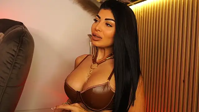 Snapshot of KimyBroox chatting on October 13, 2025, 9:27 pm KimyBroox online show from October 13, 2025, 9:27 pm