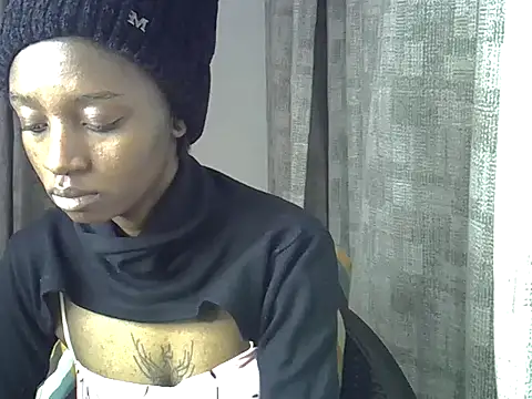 Snapshot of Enkarxx chatting on October 8, 2025, 6:30 pm Enkarxx online show from October 8, 2025, 6:30 pm