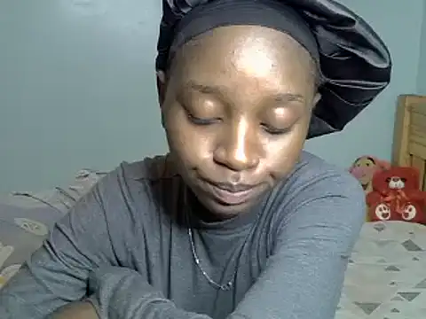 Snapshot of Enkarxx chatting on February 14, 2025, 11:42 am Enkarxx online show from February 14, 2025, 11:42 am