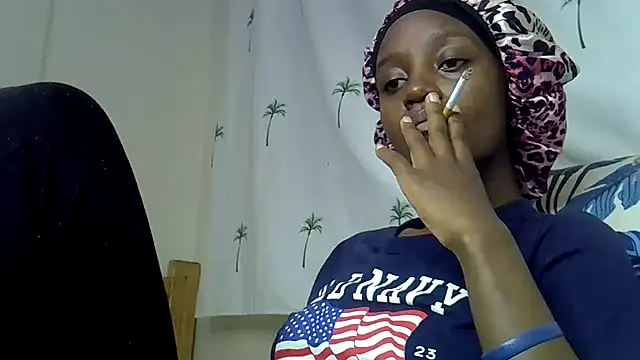 Snapshot of Enkarxx chatting on May 18, 2026, 10:03 pm Enkarxx online show from May 18, 2026, 10:03 pm
