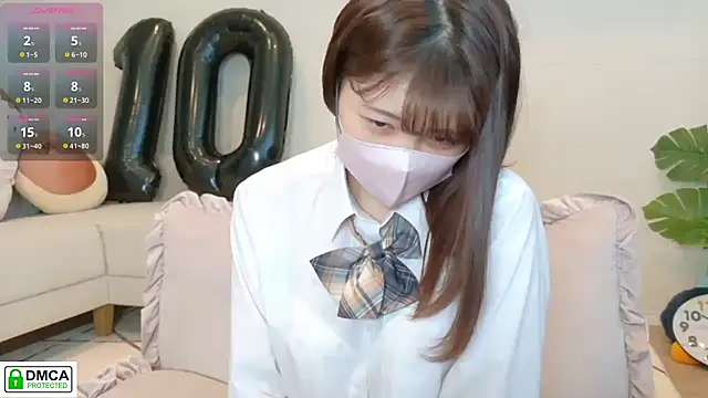 SUZU  online show from November 26, 2025, 1:16 am