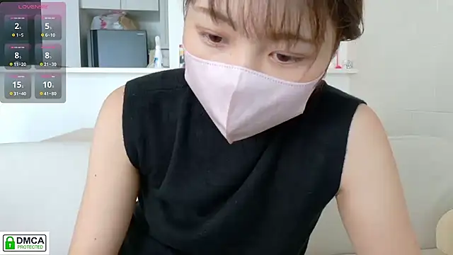 SUZU  online show from September 26, 2025, 4:08 am