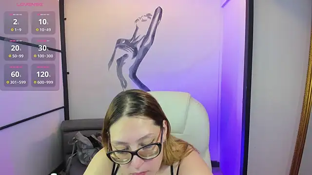Snapshot of NiickyJones chatting on February 25, 2025, 7:31 am NiickyJones online show from February 25, 2025, 7:31 am