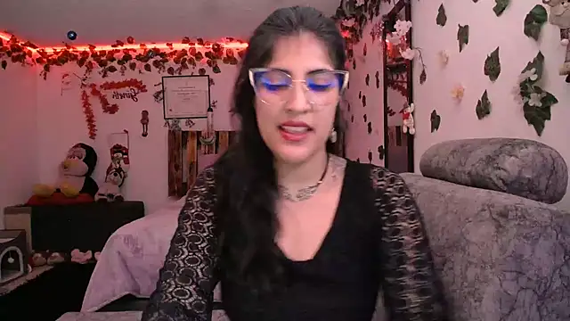 Snapshot of azahar__ziiz chatting on December 28, 2024, 5:12 am azahar ziiz online show from December 28, 2024, 5:12 am
