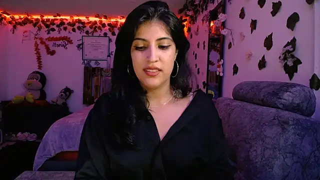Snapshot of azahar__ziiz chatting on January 23, 2025, 10:44 pm azahar ziiz online show from January 23, 2025, 10:44 pm