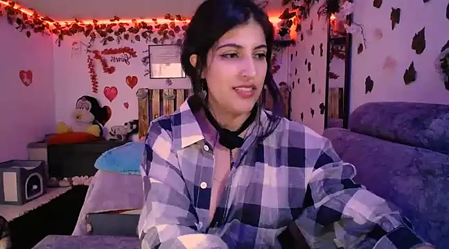 Snapshot of azahar__ziiz chatting on March 9, 2025, 5:39 pm azahar ziiz online show from March 9, 2025, 5:39 pm