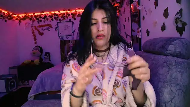 Snapshot of azahar__ziiz chatting on January 17, 2025, 8:45 am azahar ziiz online show from January 17, 2025, 8:45 am