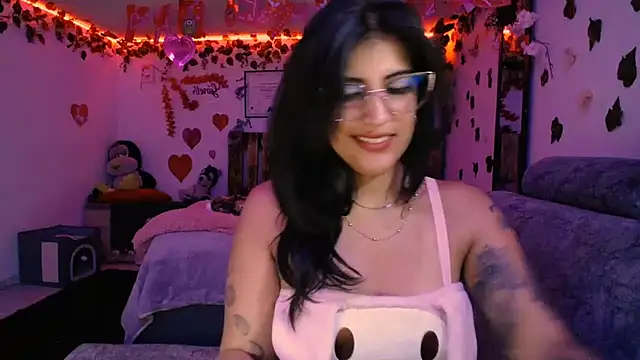 Snapshot of azahar__ziiz chatting on February 14, 2025, 12:41 am azahar ziiz online show from February 14, 2025, 12:41 am