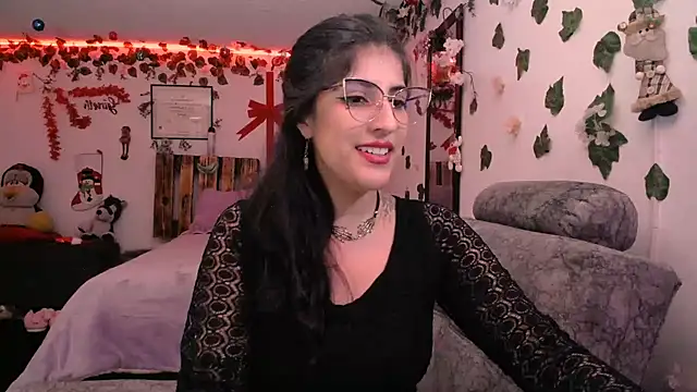 Snapshot of azahar__ziiz chatting on December 27, 2024, 9:00 pm azahar ziiz online show from December 27, 2024, 9:00 pm