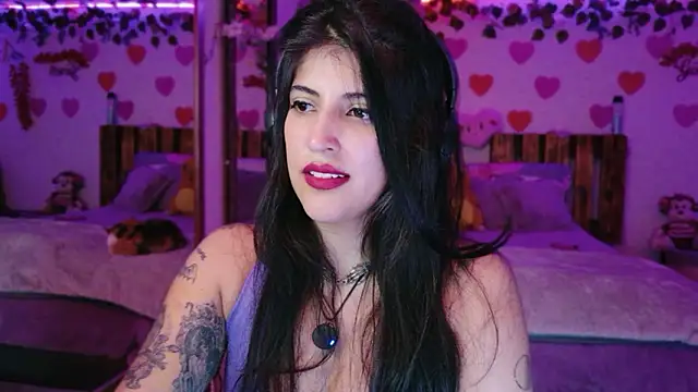 azahar  ziiz online show from March 19, 2026, 4:34 am