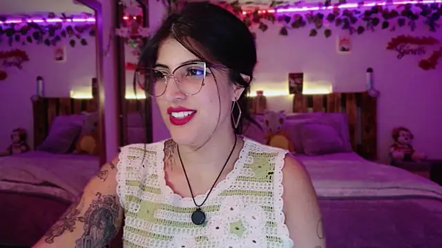 azahar  ziiz online show from January 10, 2026, 5:36 am