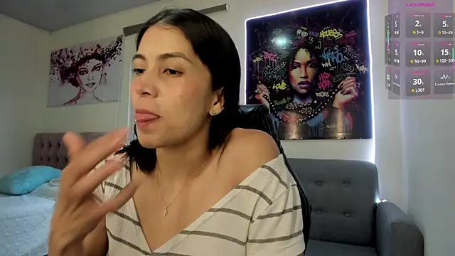 Snapshot of andykiuty chatting on February 24, 2026, 7:37 pm andykiuty online show from February 24, 2026, 7:37 pm