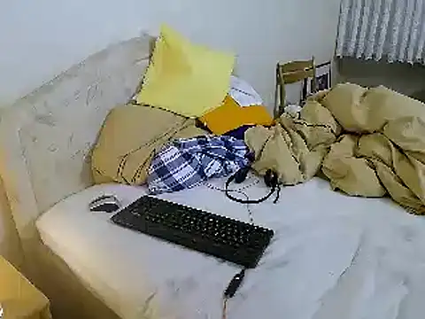 HornyRalfi55 online show from March 12, 2025, 8:41 pm