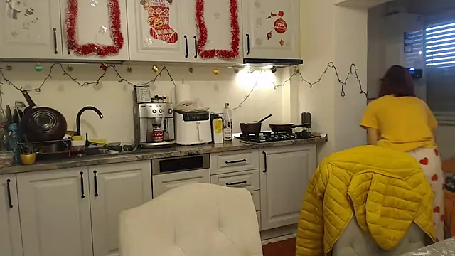 Snapshot of Tasty_Shape chatting on January 21, 2025, 7:04 am Tasty Shape online show from January 21, 2025, 7:04 am