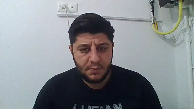 Snapshot of erkekkkadam chatting on February 22, 2025, 8:20 pm erkekkkadam online show from February 22, 2025, 8:20 pm