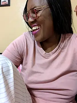 Snapshot of Malaika_Nkosi chatting on October 1, 2025, 2:32 pm Malaika Nkosi online show from October 1, 2025, 2:32 pm