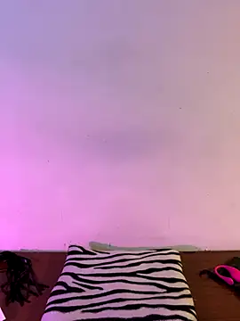 Snapshot of Felicia_smok3 chatting on November 1, 2025, 2:51 am Felicia smok3 online show from November 1, 2025, 2:51 am