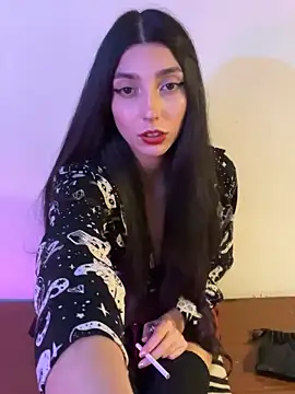 Snapshot of Felicia_smok3 chatting on October 9, 2025, 12:55 am Felicia smok3 online show from October 9, 2025, 12:55 am