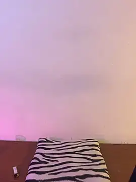 Snapshot of Felicia_smok3 chatting on October 31, 2025, 2:19 am Felicia smok3 online show from October 31, 2025, 2:19 am